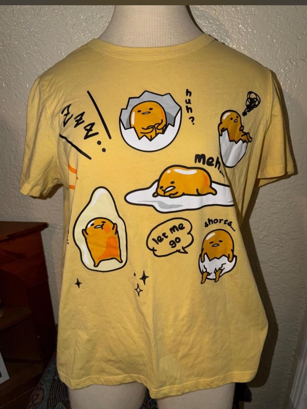 Sanrio Gudetama shirt